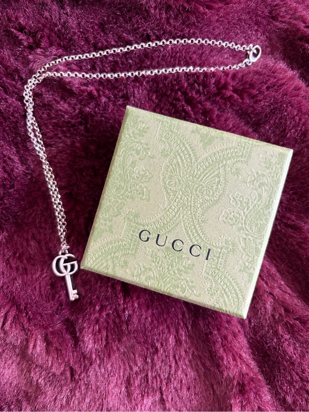 GUCCI Silver Key Pendant Necklace